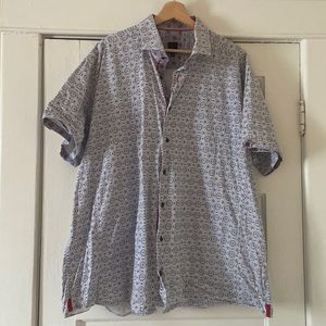Light short sleeve button down